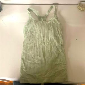 lululemon tank top w built in bra